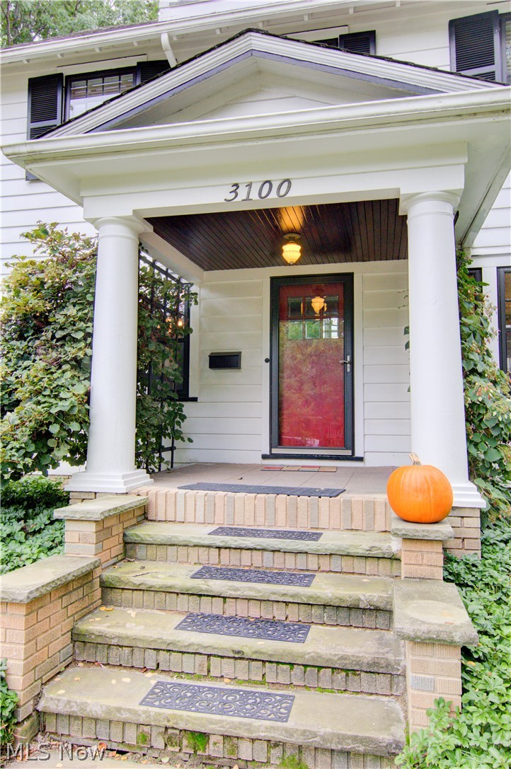 3100 East Overlook Road Cleveland, OH 44118 - Photo 2 of 29 Gallery Image 2