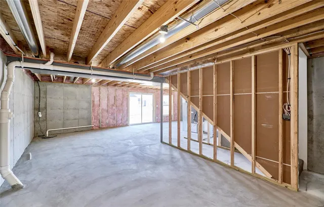 $299,900 | 28553 Shallow Waters Road, Wright City, MO 63390