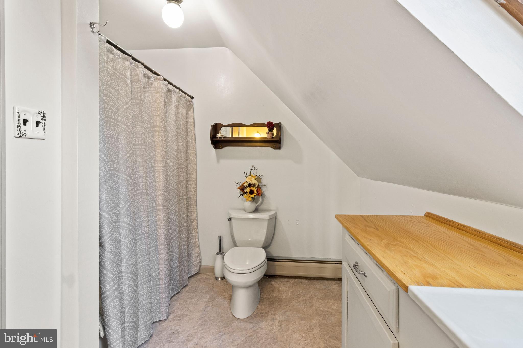4590 New Hope Road New Hope, PA 18938 - Photo 24 of 47 Full bath in the original home