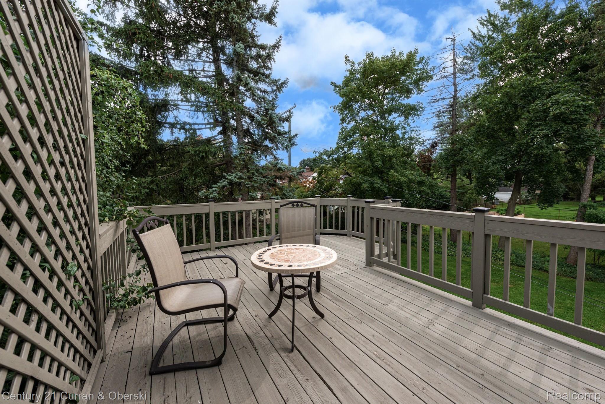 3011 Bamlet Road Royal Oak, MI 48073 - Photo 37 of 59 Master suite deck
