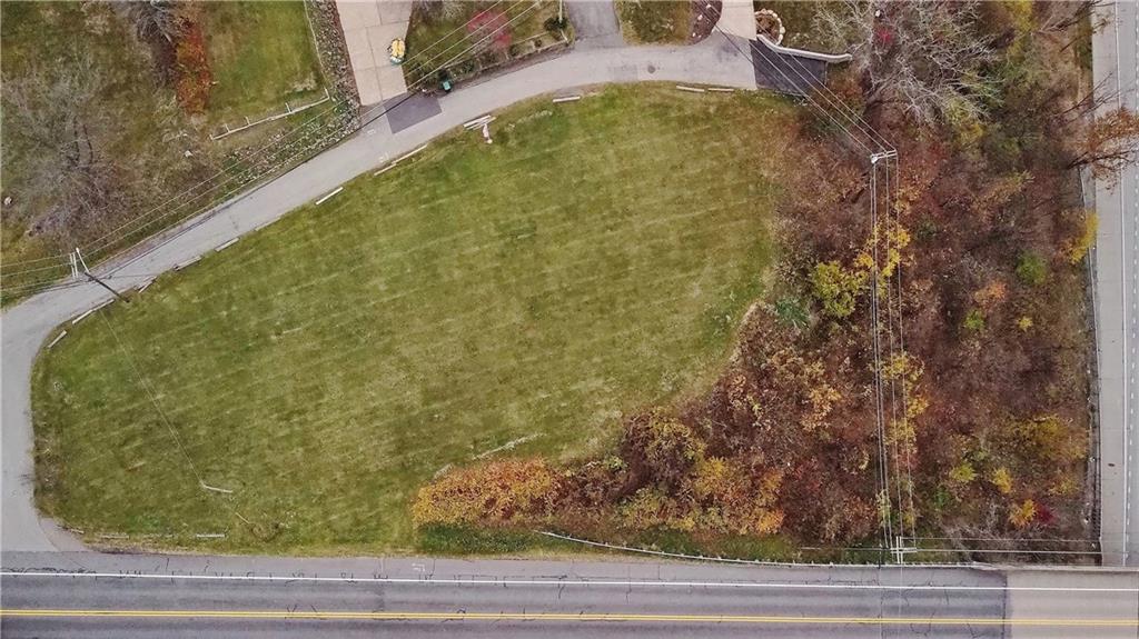 Overhead view of 1+ acre residential lot