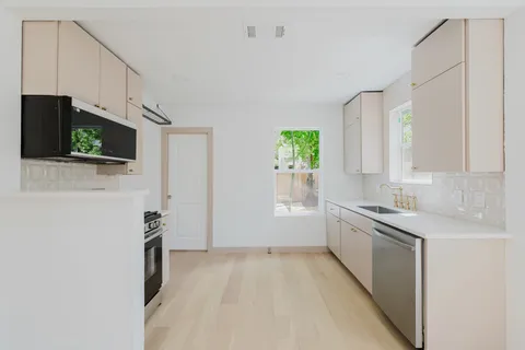 $559,000 | 1905 East 21st Street, Austin, TX 78722