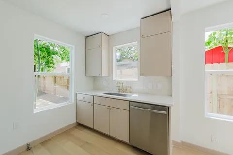 $559,000 | 1905 East 21st Street, Austin, TX 78722