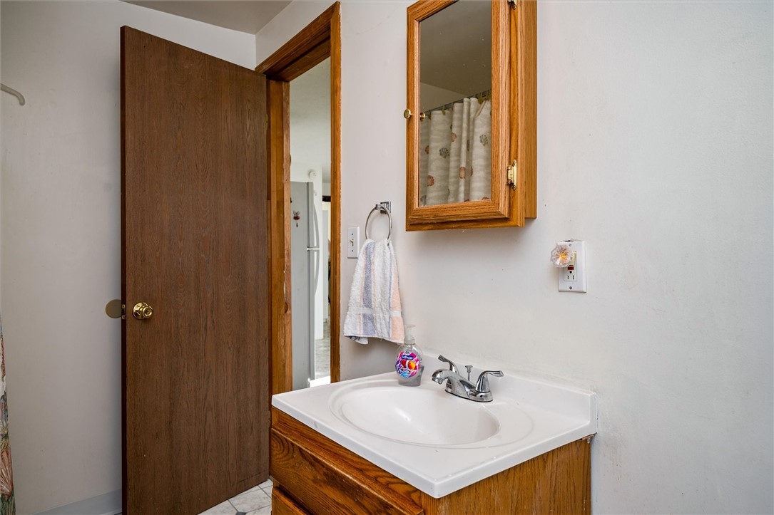 136 Hook Road Farmington, NY 14425 - Photo 19 of 50