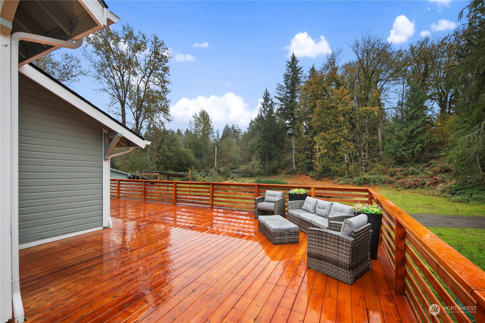 18847 Southeast Lake Youngs Road Renton, WA 98058 - Photo 31 of 38 a view of sitting area with lake view