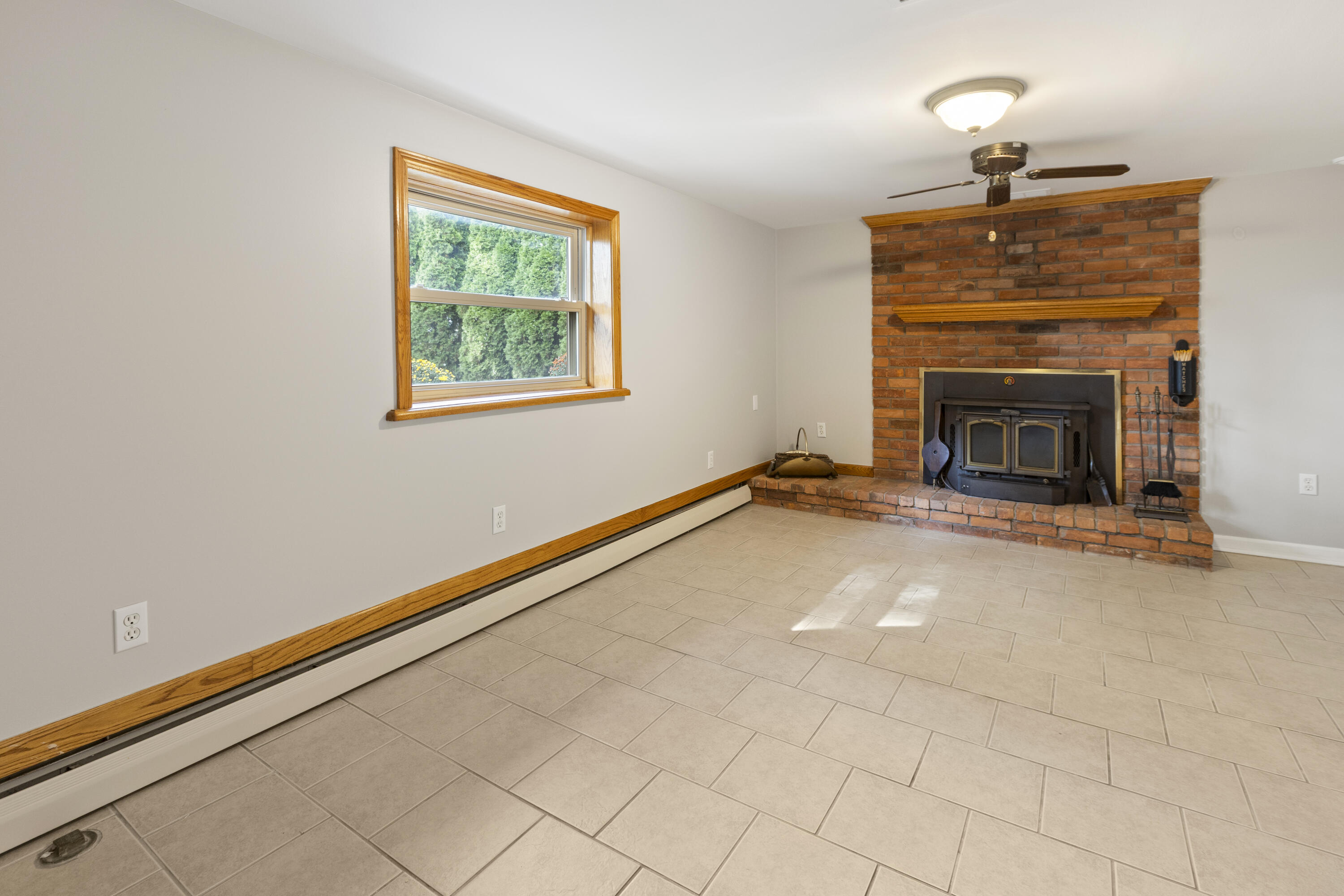 22642 Carter Road Trenton, MI 48183 - Photo 36 of 47 3H7A6598
