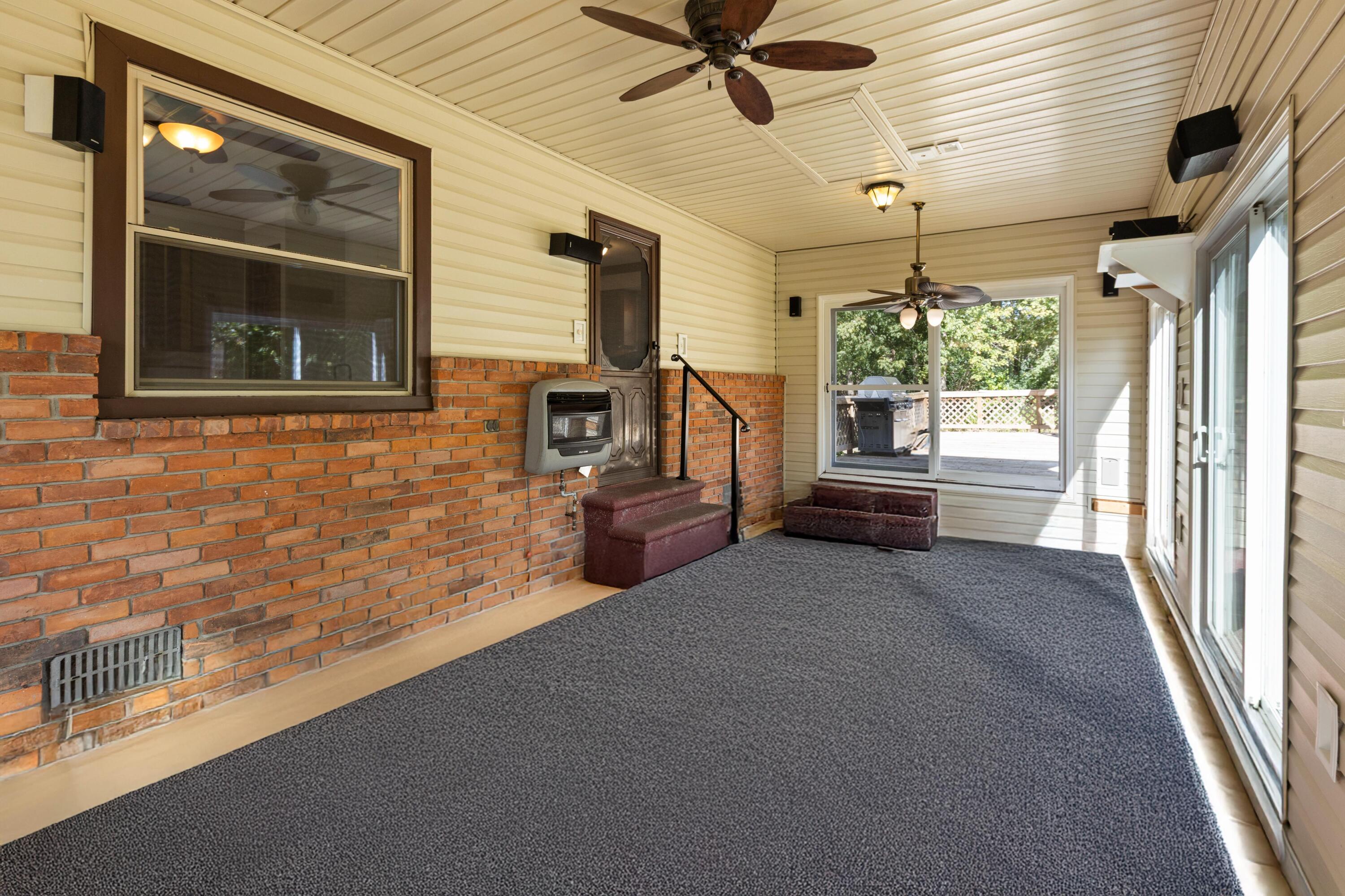 22642 Carter Road Trenton, MI 48183 - Photo 42 of 47 Porch 2 Final_