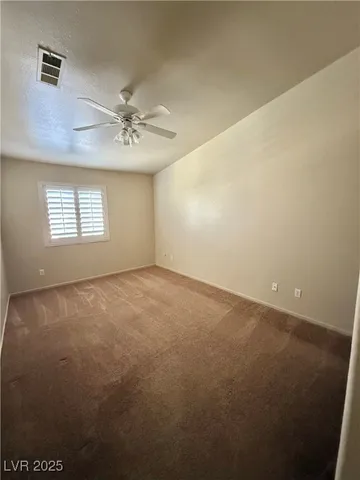 $1,700 | 6071 Sunken River Trail, Las Vegas, NV 89118