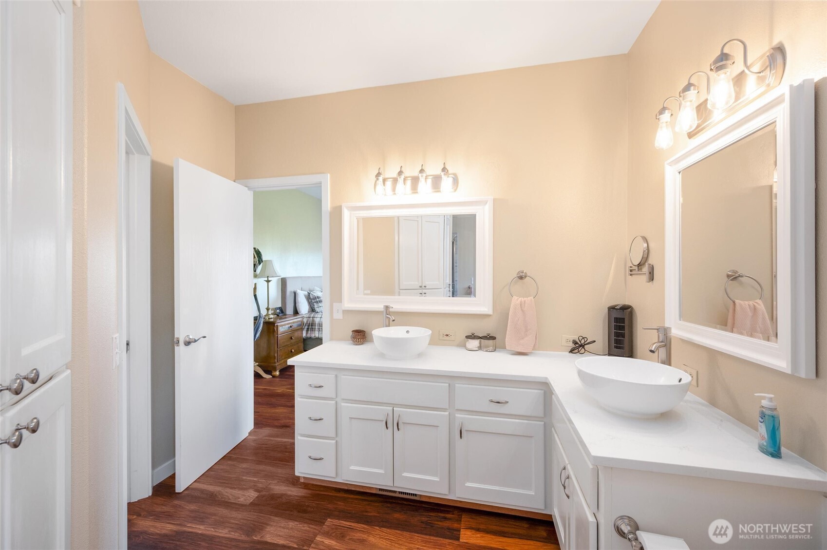 3167 Unick Road Ferndale, WA 98248 - Photo 15 of 40 a bathroom with a sink and a mirror