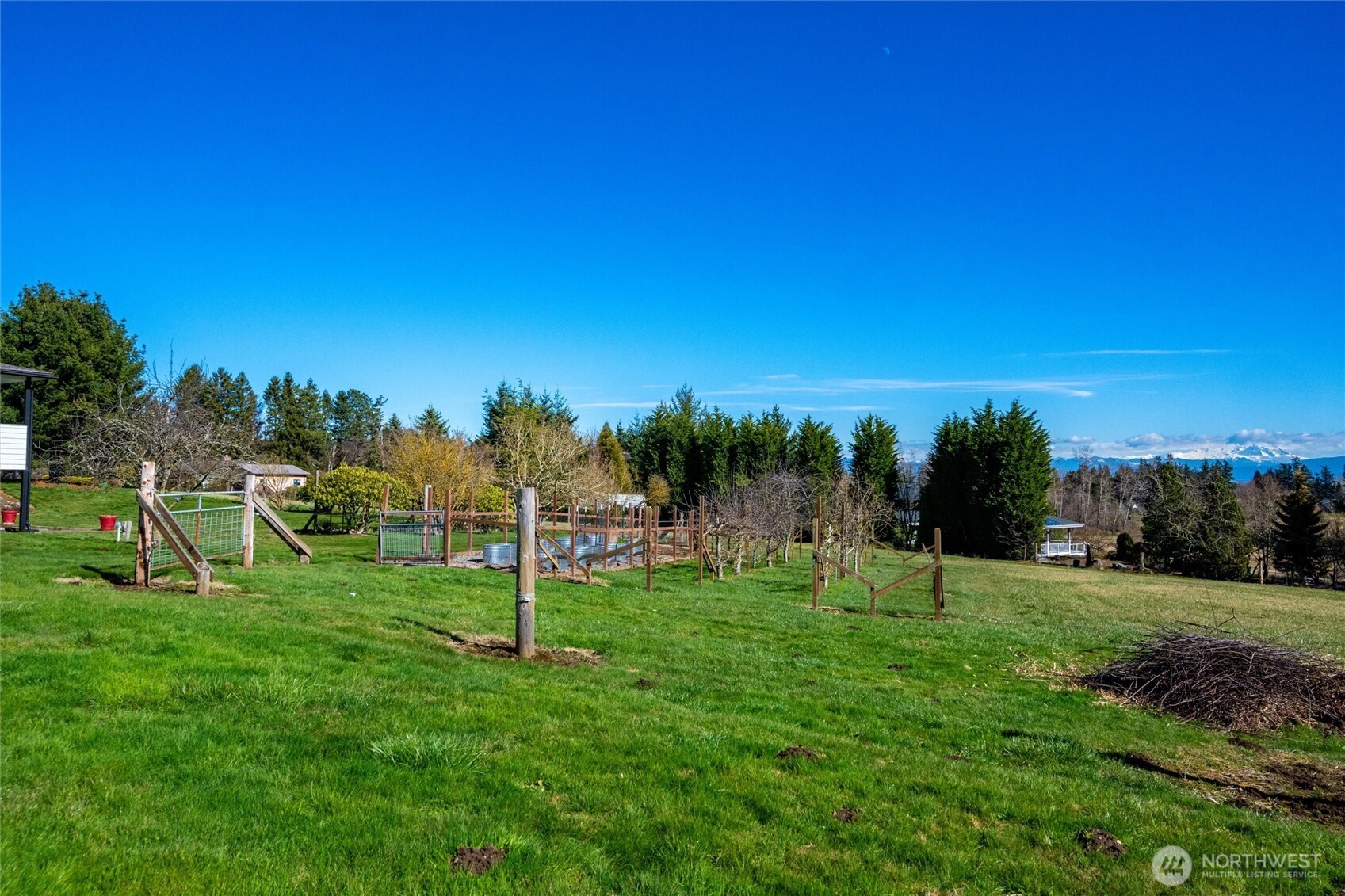 3167 Unick Road Ferndale, WA 98248 - Photo 35 of 40 a view of a park with swings