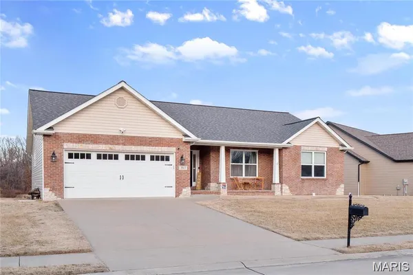 $3,000 | 2617 Lauren Lake Drive, Belleville, IL 62221