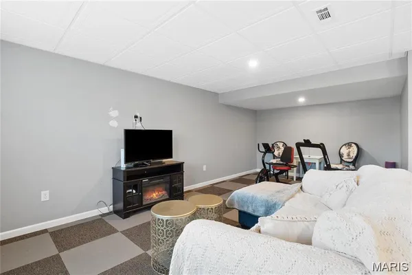 $3,000 | 2617 Lauren Lake Drive, Belleville, IL 62221