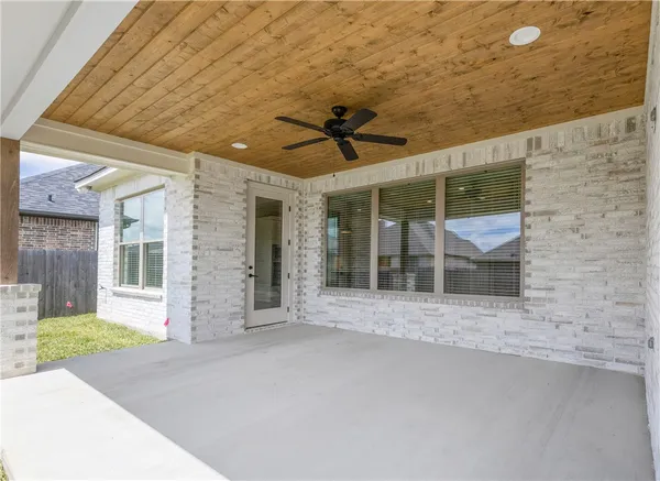 $419,700 | 2901 GOLDBERG Drive, Bryan, TX 77808
