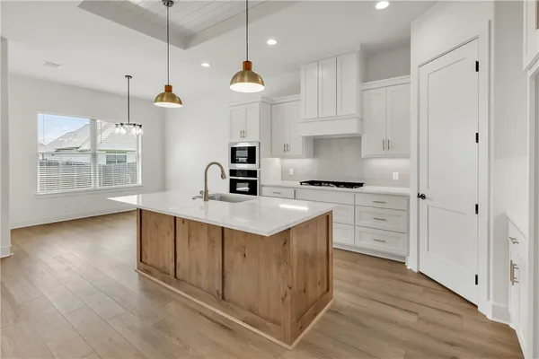 $419,700 | 2901 GOLDBERG Drive, Bryan, TX 77808