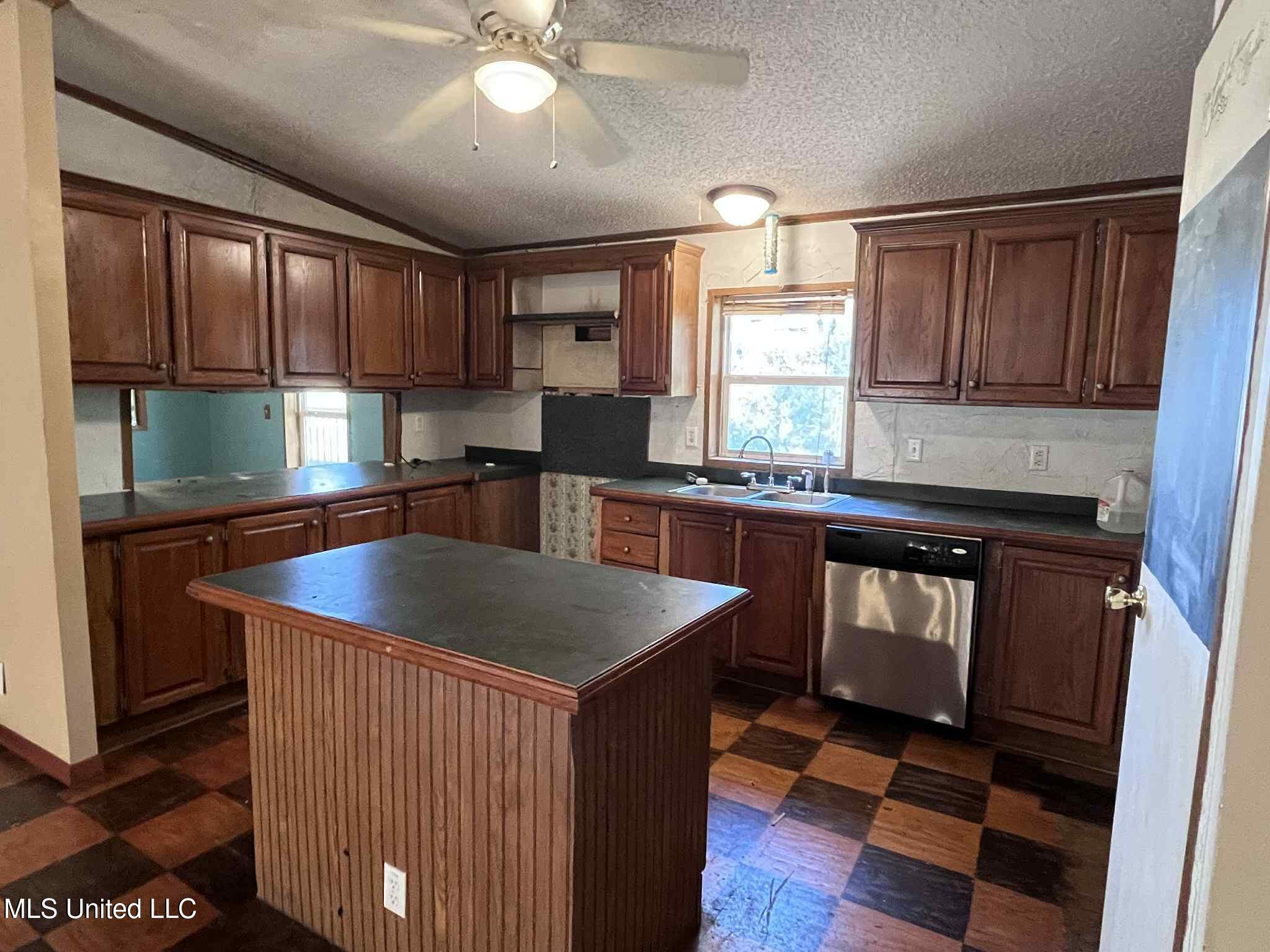 193 Blackwell Road Mendenhall, MS 39114 - Photo 20 of 47 05a17bff-600d-4001-a5d0-4979c85057ad