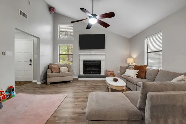 $380,000 | 3211 Thames Drive, Tallahassee, FL 32309