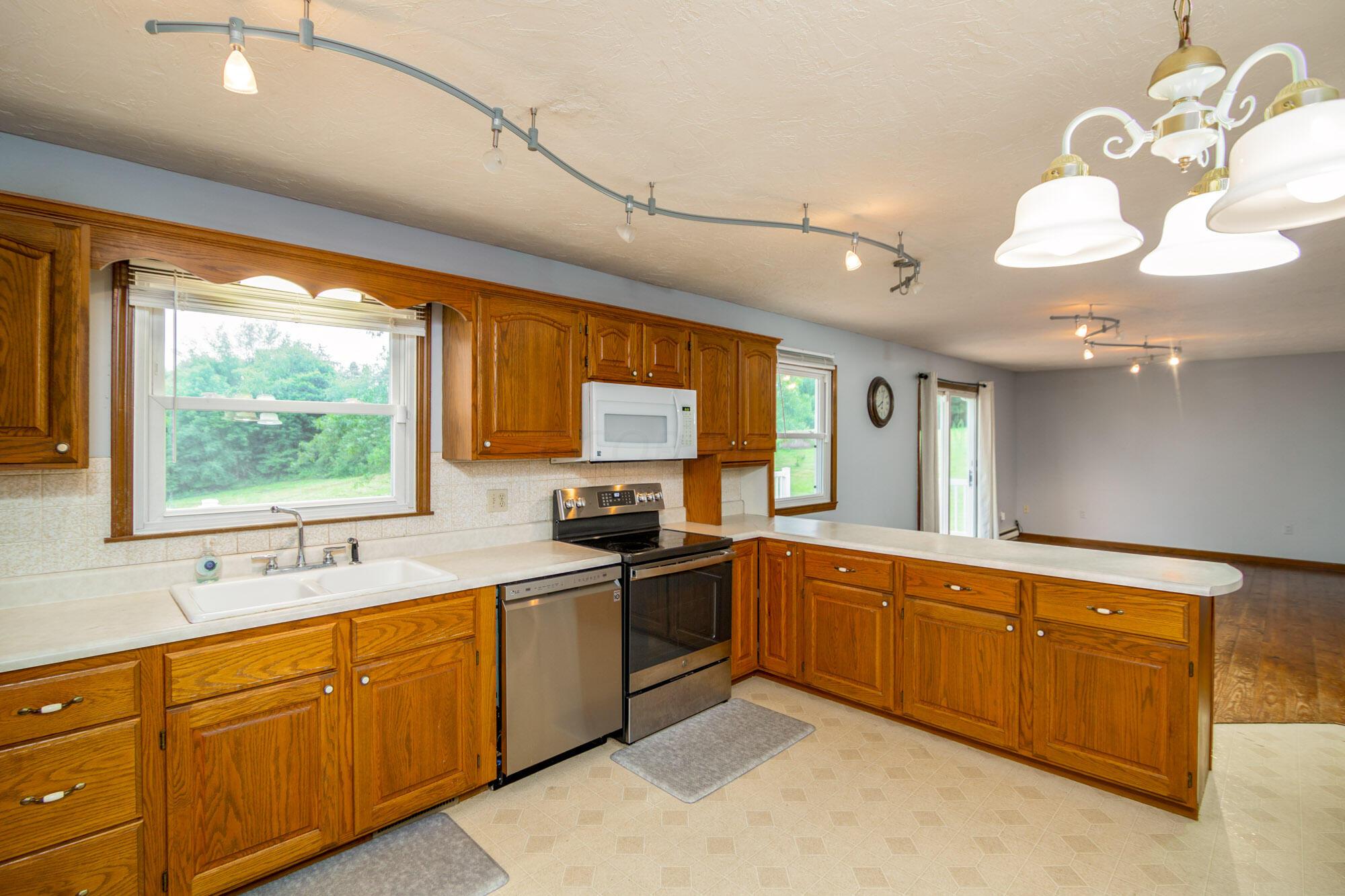 12880 Gregg Road Bellville, OH 44813 - Photo 6 of 54 12880 Gregg Rd-06-WEB