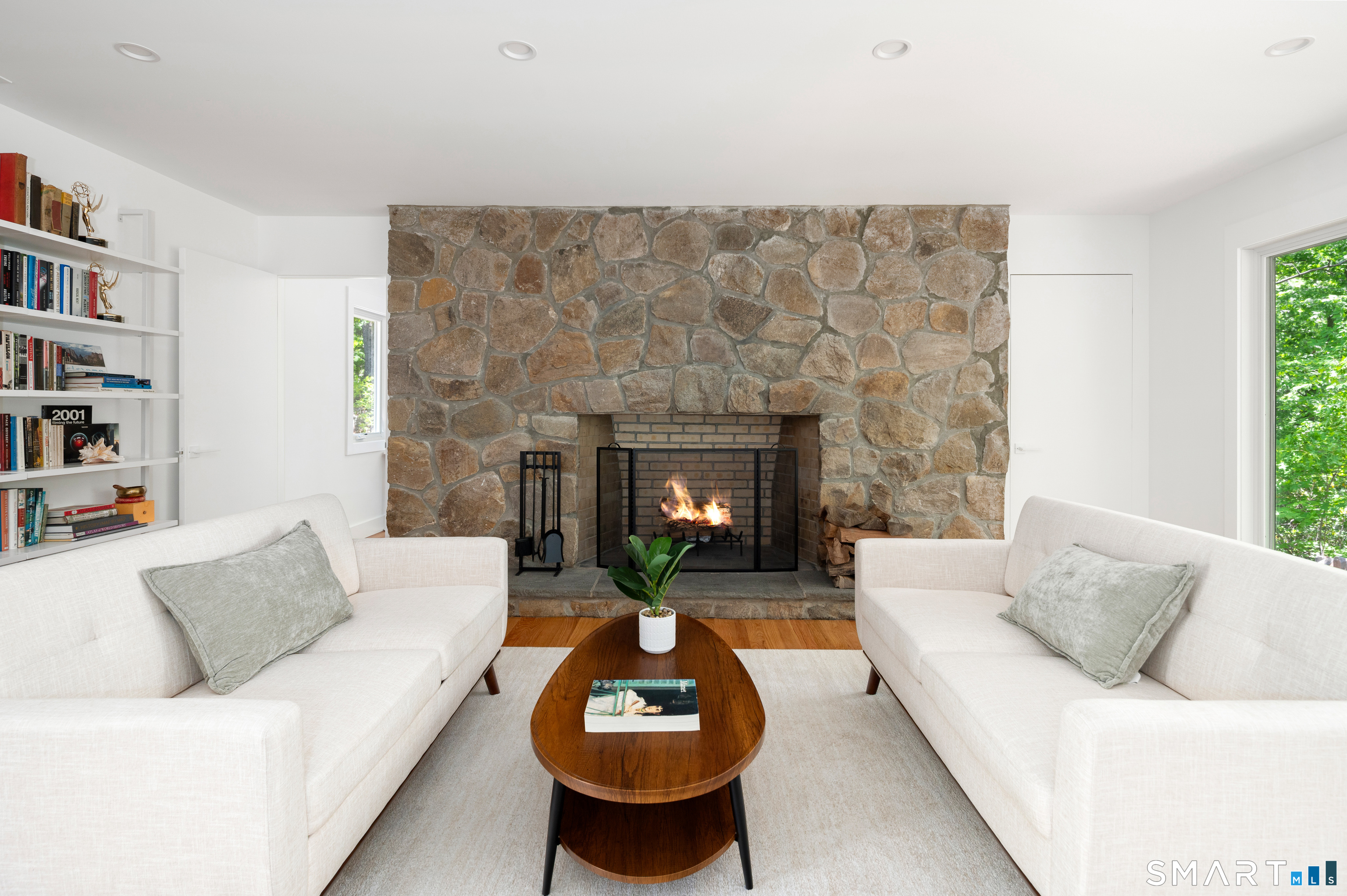 198 Woodchuck Road Stamford, CT 06903 - Photo 11 of 28