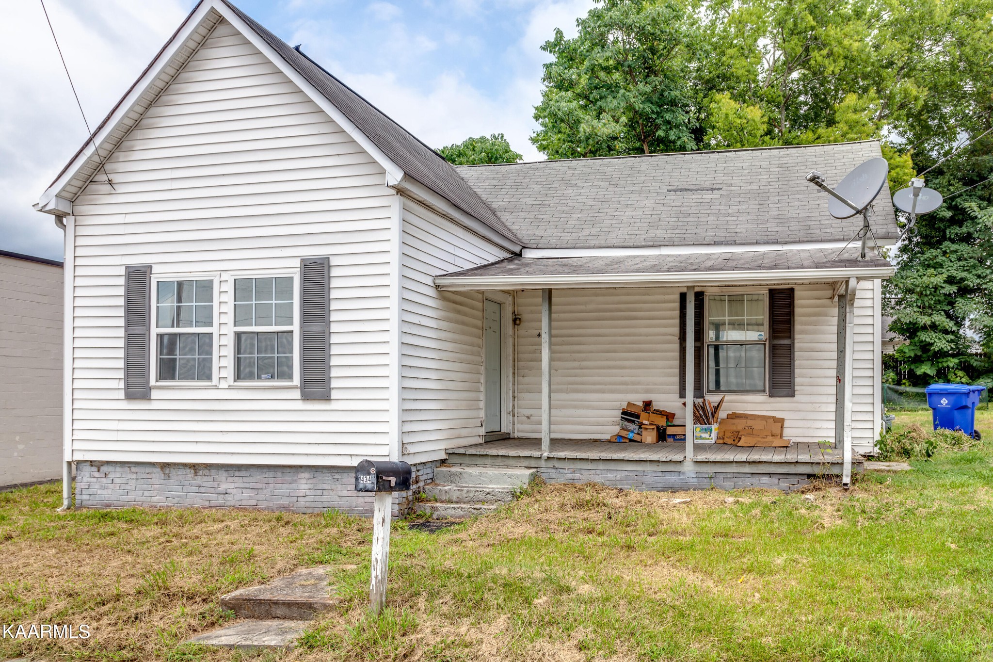 434 Eagle Bend Road Clinton, TN 37716 - Photo 1 of 25 Gallery Image 1