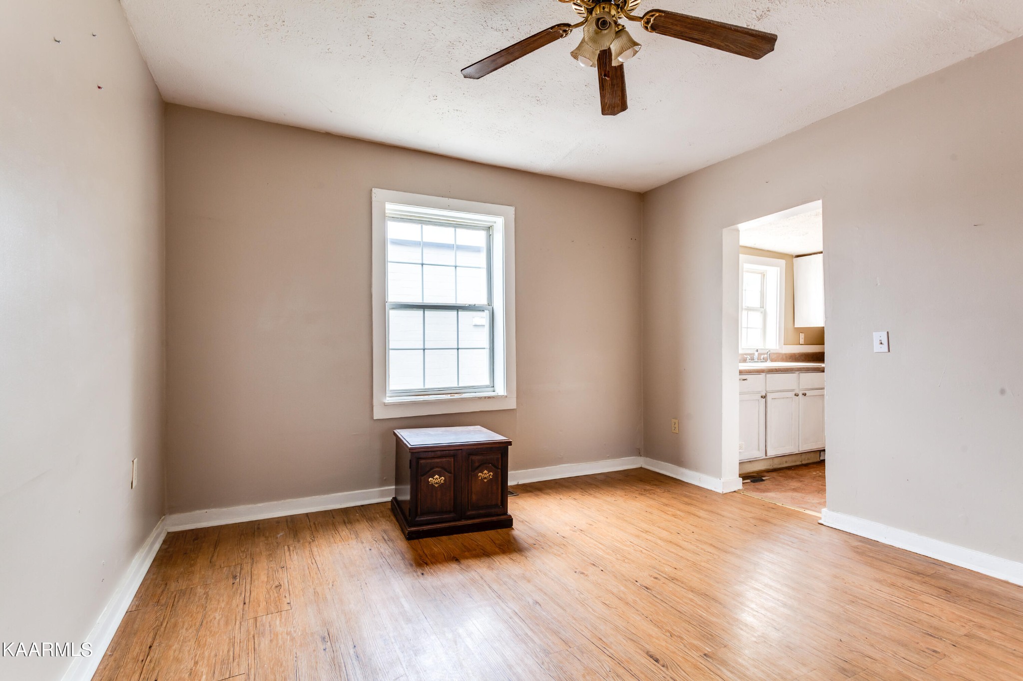 434 Eagle Bend Road Clinton, TN 37716 - Photo 11 of 25 Gallery Image 11
