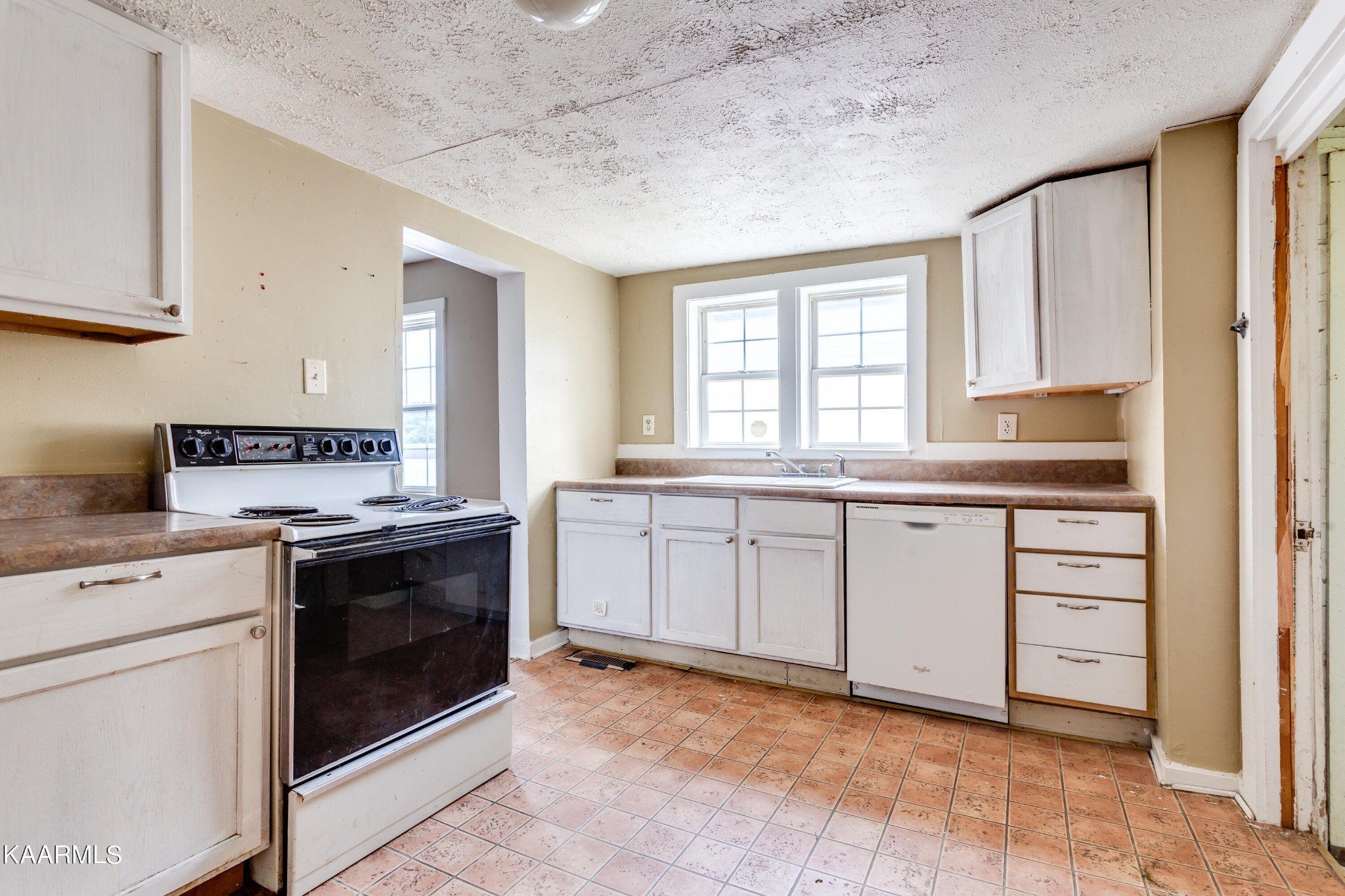 434 Eagle Bend Road Clinton, TN 37716 - Photo 15 of 25 Gallery Image 15