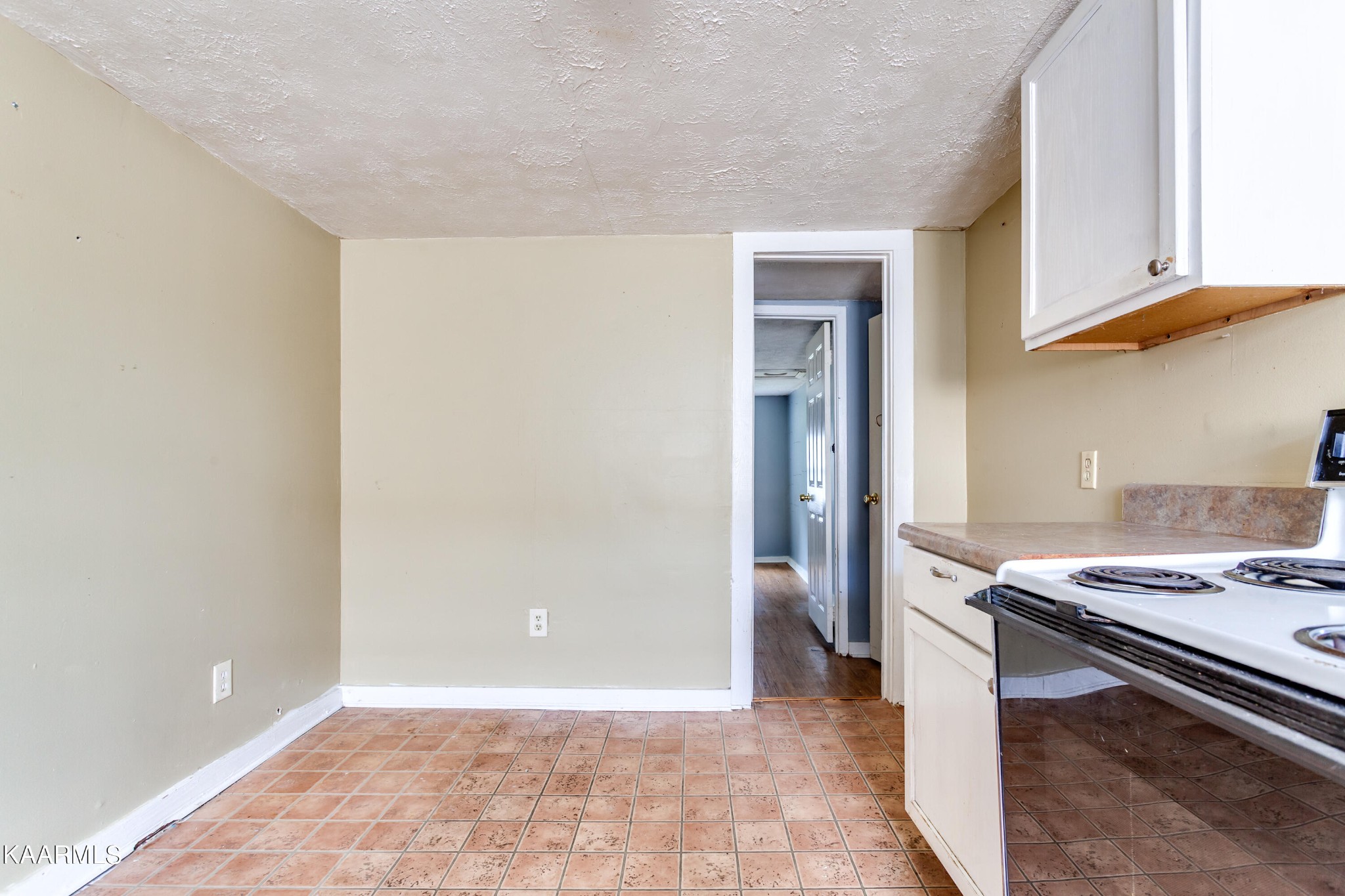 434 Eagle Bend Road Clinton, TN 37716 - Photo 16 of 25 Gallery Image 16