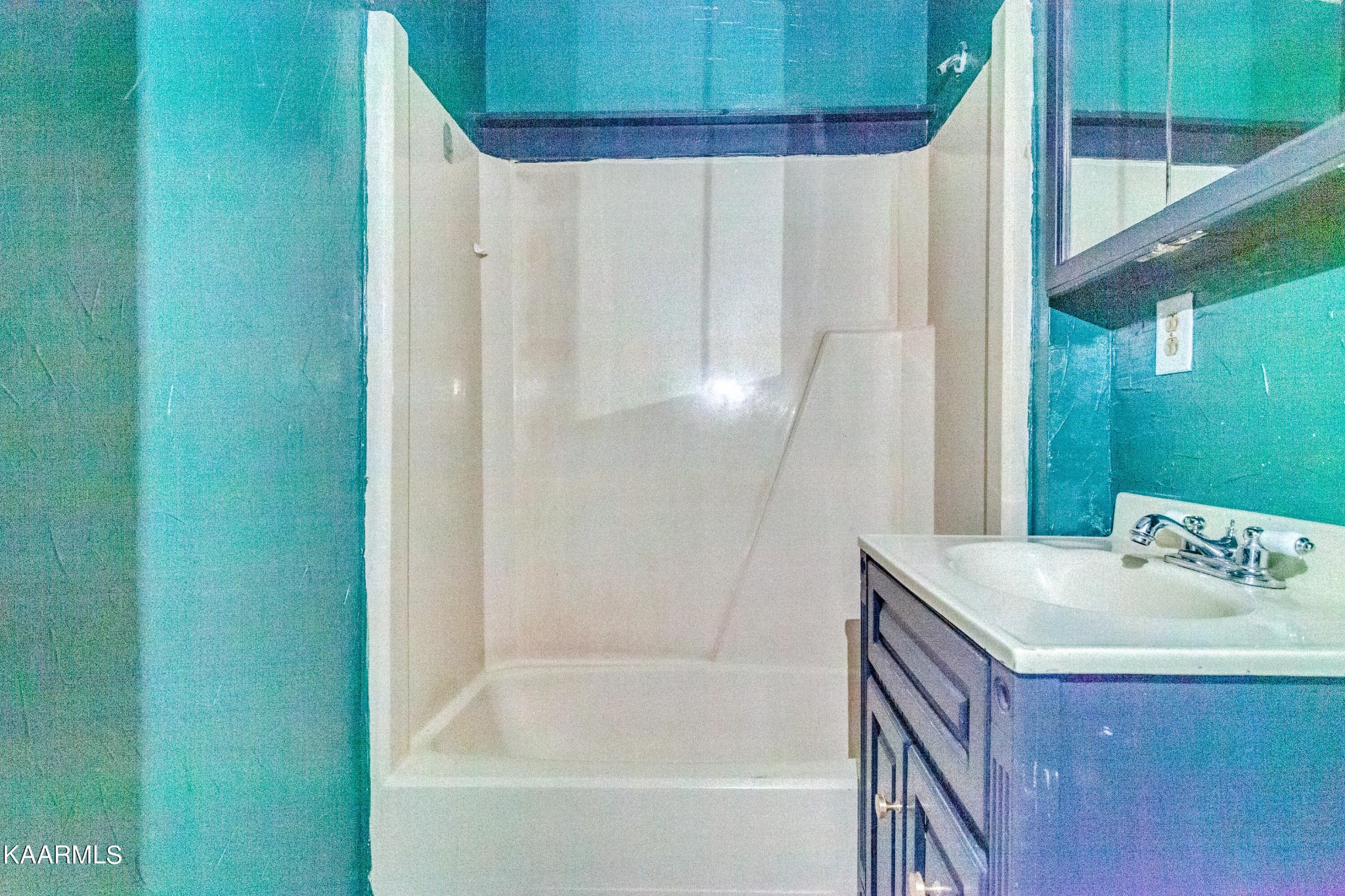 434 Eagle Bend Road Clinton, TN 37716 - Photo 17 of 25 Gallery Image 17