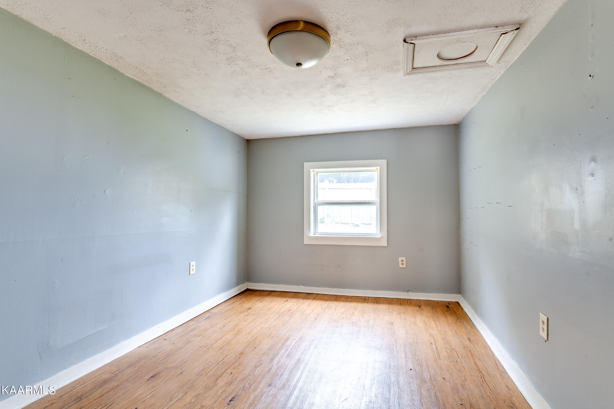 434 Eagle Bend Road Clinton, TN 37716 - Photo 18 of 25 Gallery Image 18