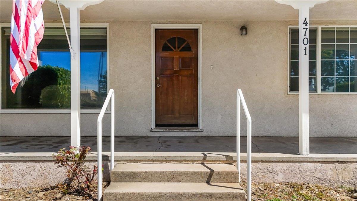 4701 Lone Tree Road Valley Home, CA 95361 - Photo 9 of 59
