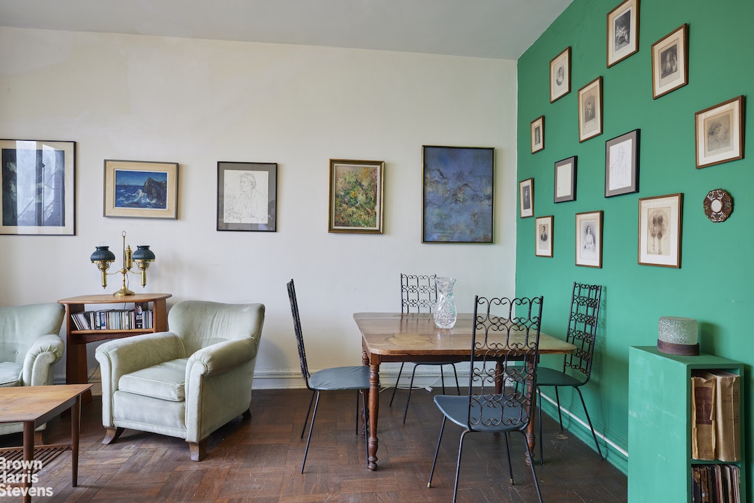 1 Beekman Place, Unit 705 Manhattan, NY 10022 - Photo 2 of 8