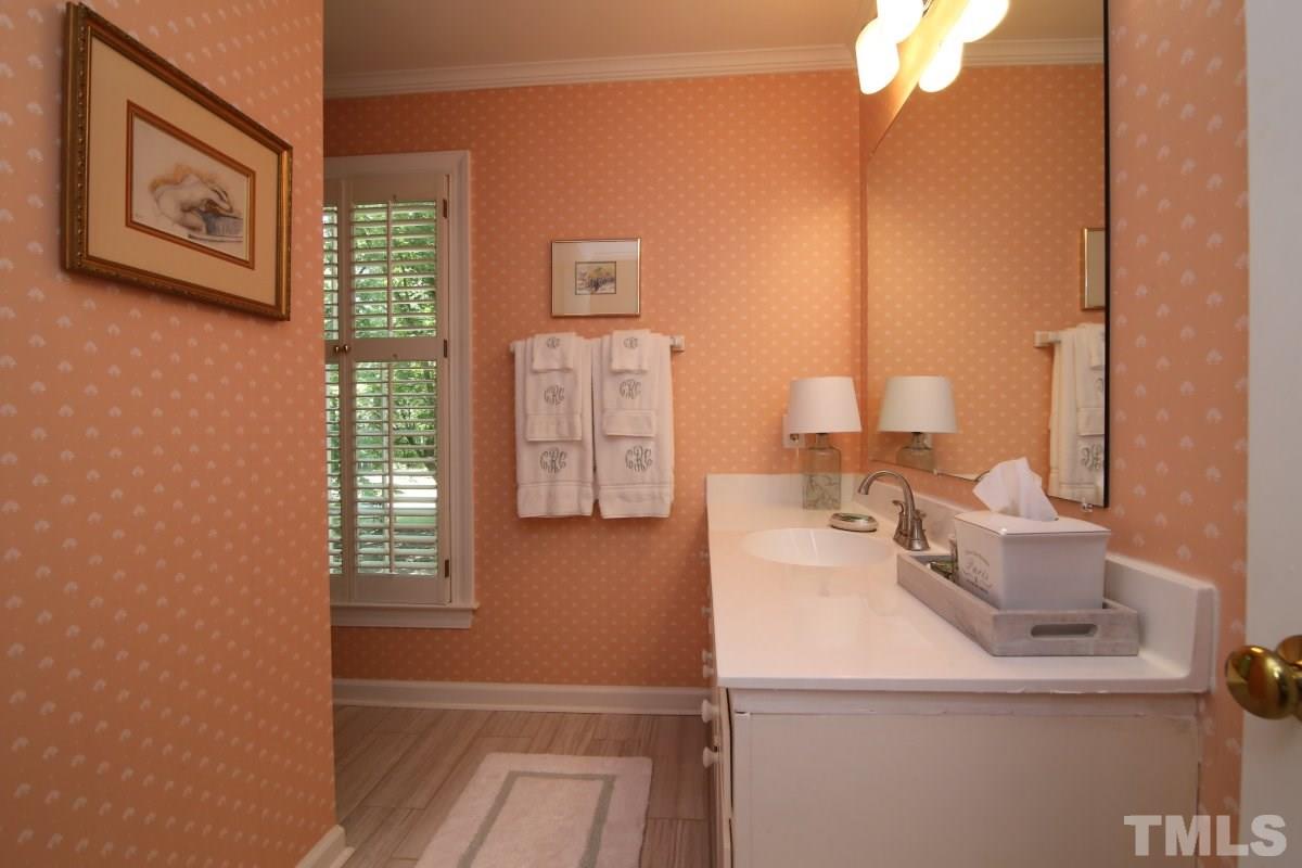 10004 Sycamore Road Raleigh, NC 27613 - Photo 17 of 25