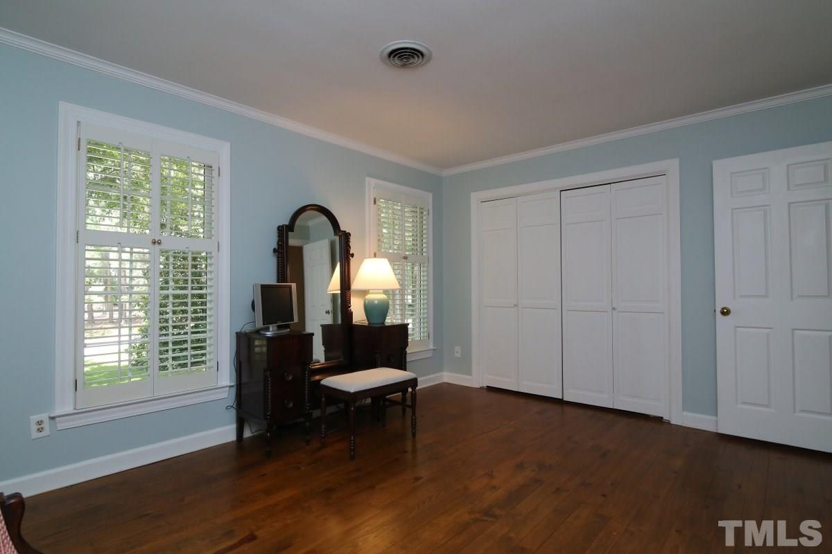 10004 Sycamore Road Raleigh, NC 27613 - Photo 19 of 25