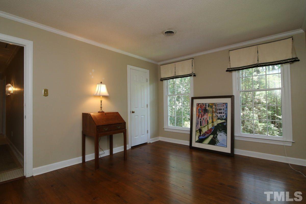 10004 Sycamore Road Raleigh, NC 27613 - Photo 20 of 25