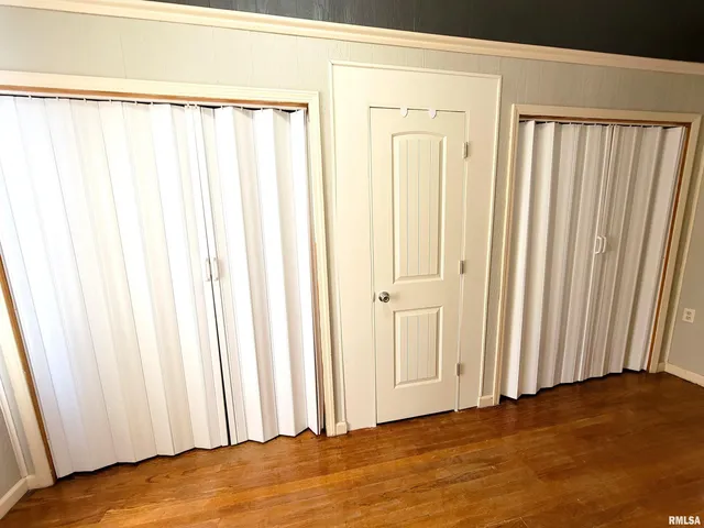 $168,500 | 216 East 3rd Street, Flora, IL 62839