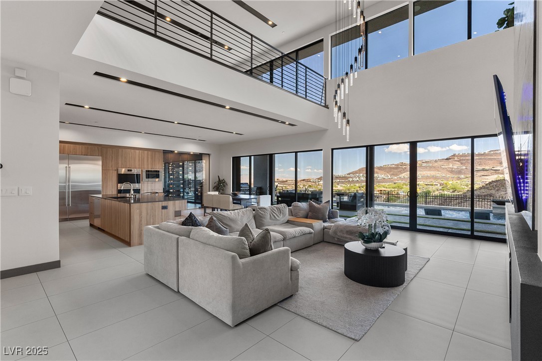 1463 Solitude Ridge Henderson, NV 89012 - Photo 15 of 54