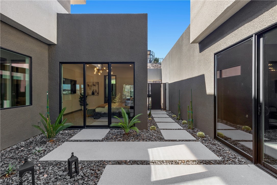 1463 Solitude Ridge Henderson, NV 89012 - Photo 30 of 54