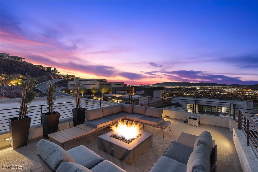 1463 Solitude Ridge Henderson, NV 89012 - Photo 8 of 54