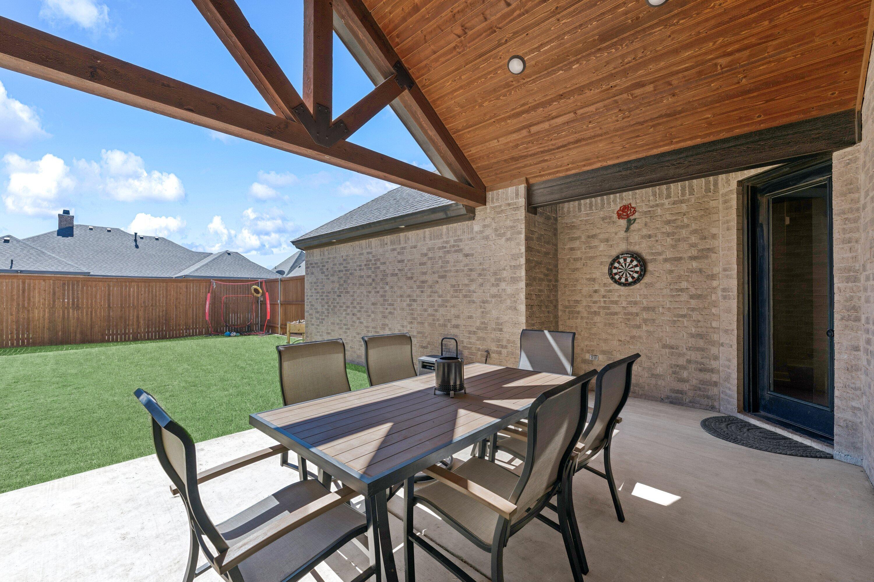 629 North 9th Street Wolfforth, TX 79382 - Photo 36 of 45 a patio with table and chairs