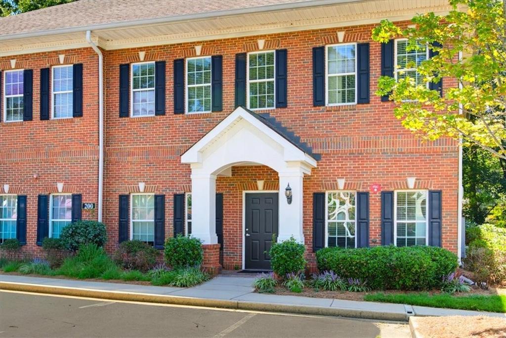 3380 Trickum Road, Unit 202 Woodstock, GA 30188 - Photo 3 of 24 Gallery Image 3