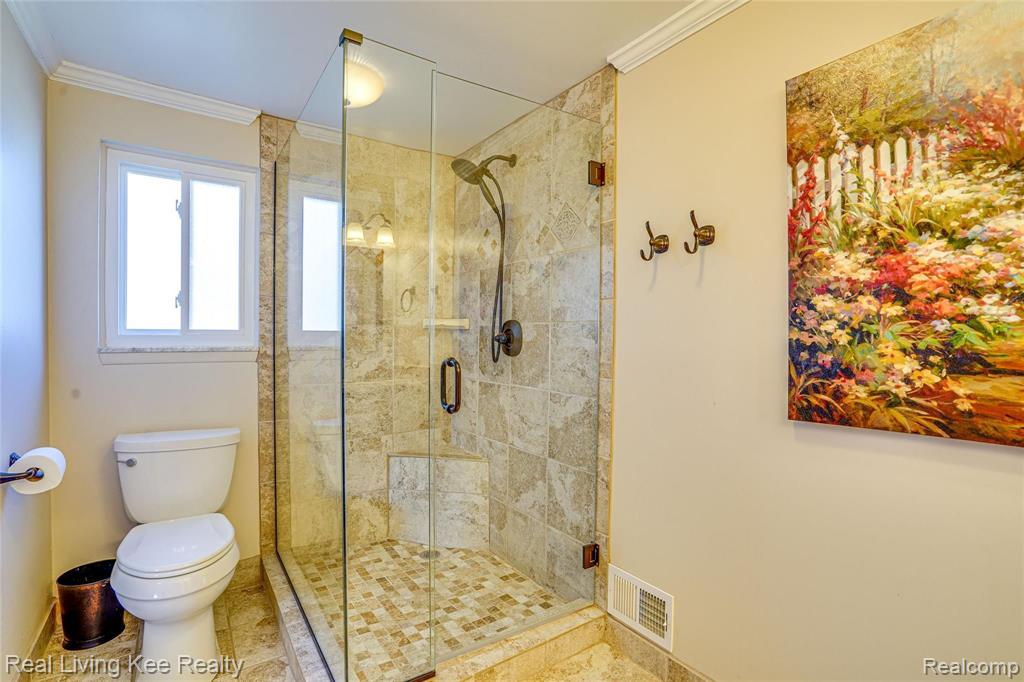 820 Downhill Lane Rochester Hills, MI 48307 - Photo 27 of 43