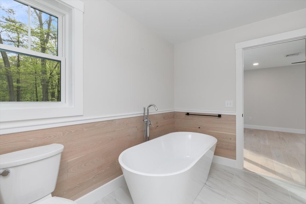 14 Corliss Hill Road Haverhill, MA 01830 - Photo 21 of 42