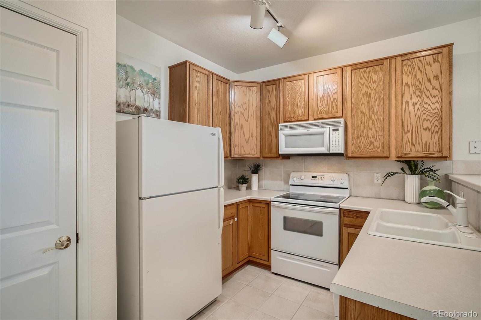 4656 Flower Street Wheat Ridge, CO 80033 - Photo 12 of 29 Gallery Image 12