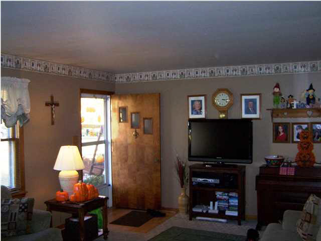 7926 New Maple Road Evansville, IN 47710 - Photo 4 of 33 Gallery Image 4