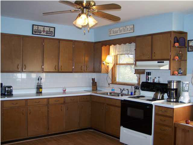 7926 New Maple Road Evansville, IN 47710 - Photo 8 of 33 Gallery Image 8