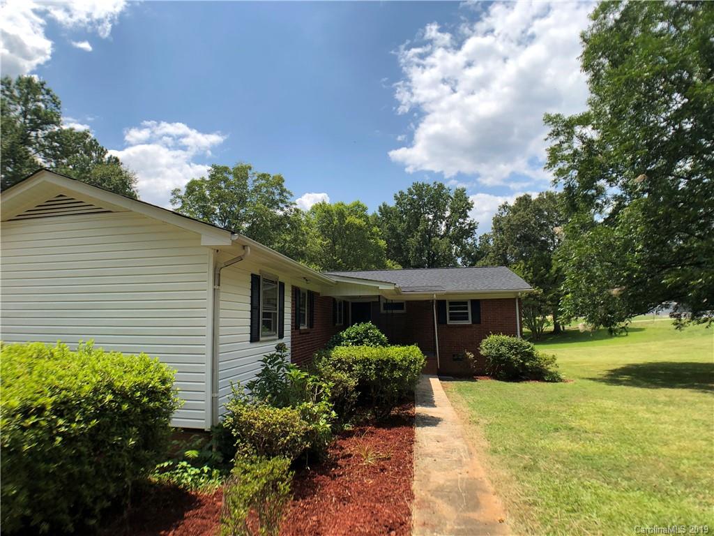 507 South Point Church Road Belmont, NC 28012 - Photo 2 of 22 Gallery Image 2
