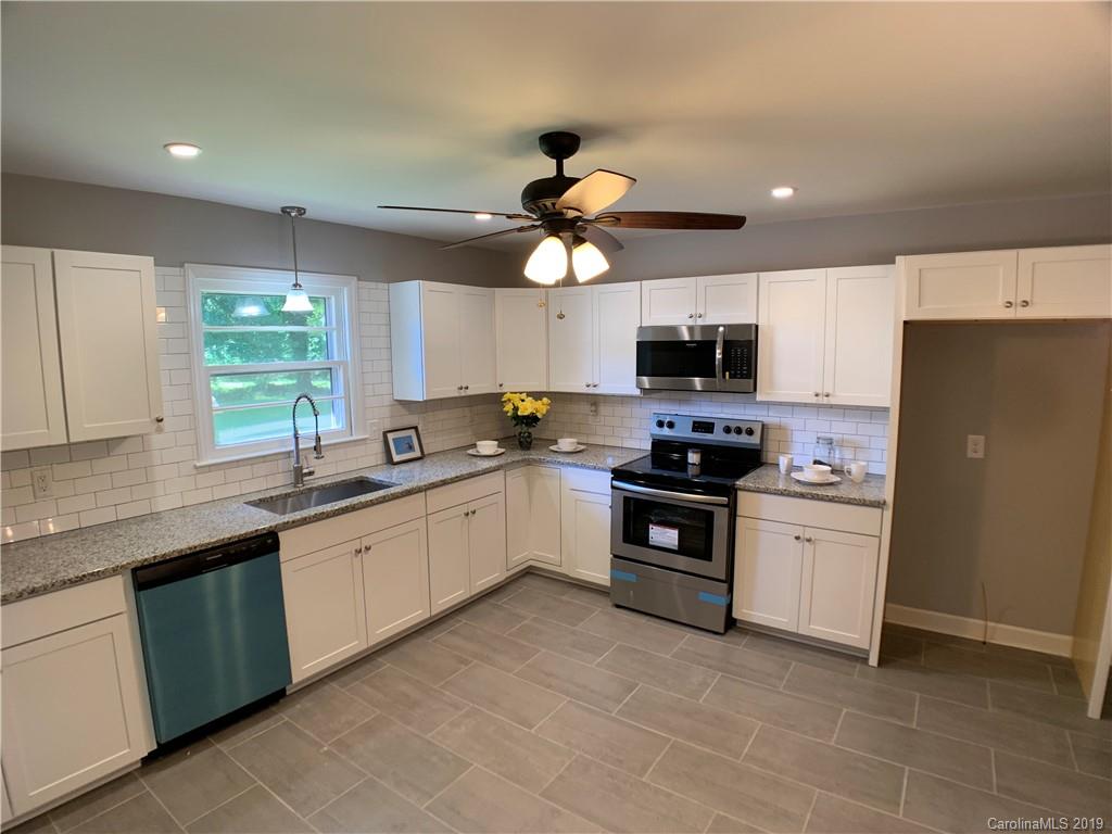 507 South Point Church Road Belmont, NC 28012 - Photo 4 of 22 Gallery Image 4