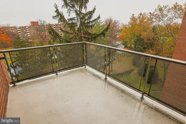 a view of balcony with city view