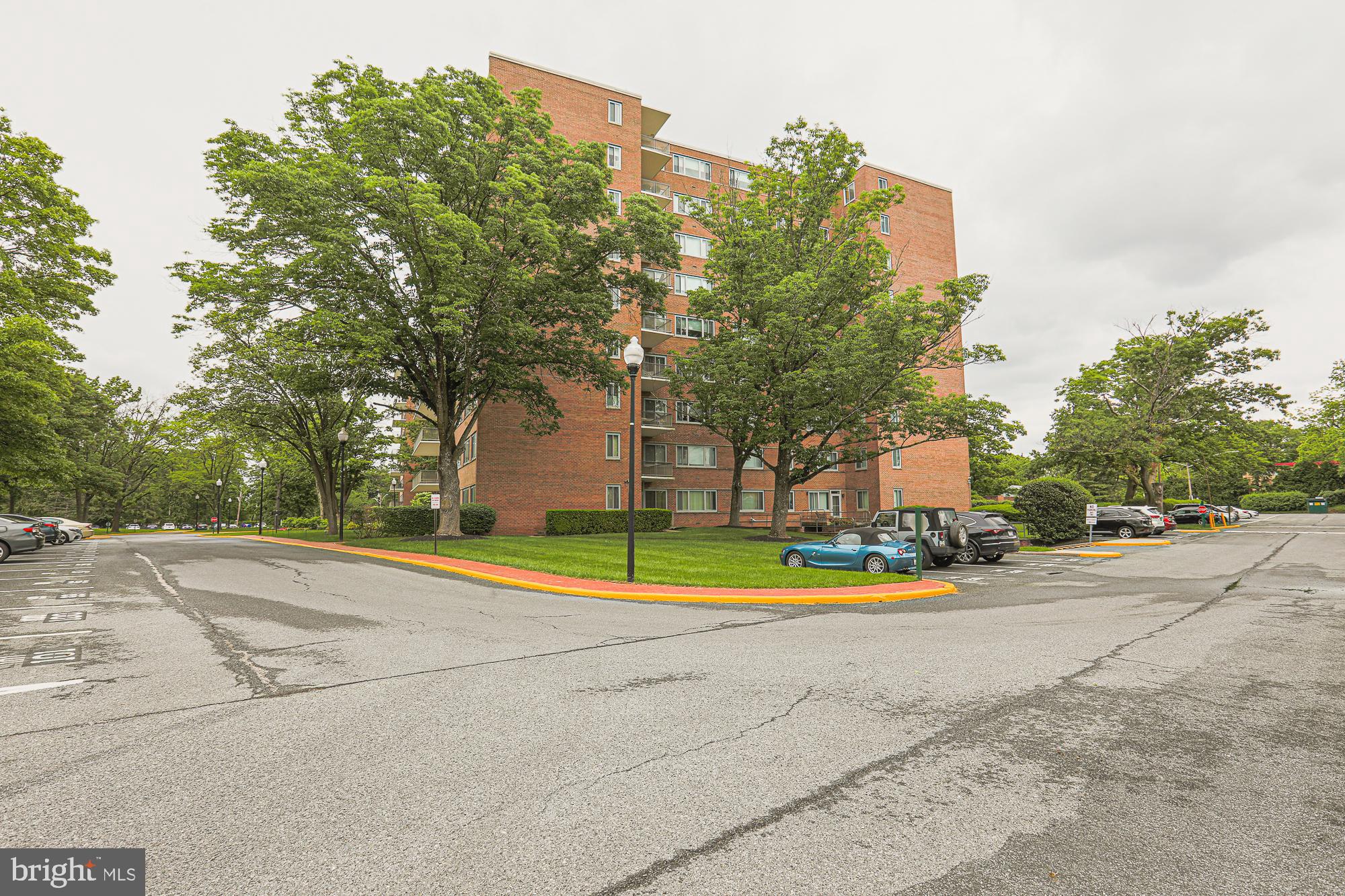 11 Slade, Unit 614 Pikesville, MD 21208 - Photo 6 of 38