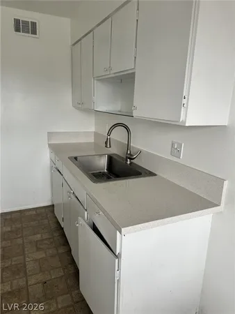 $975 | 115 West New York Avenue, Unit 17, Las Vegas, NV 89102