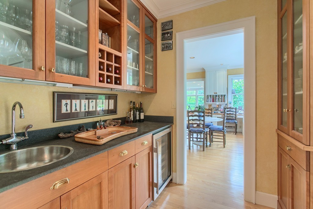 195 River Road Carlisle, MA 01741 - Photo 12 of 26